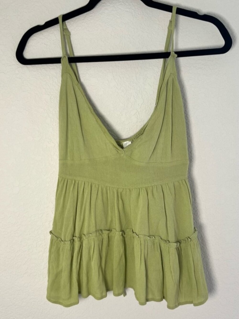 Light Green Tiered Spaghetti Strap Women's Tank Top